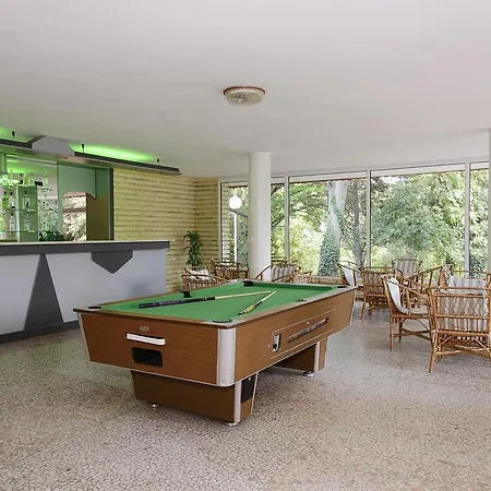 Zdravets - Free Parking Hotel Złote Piaski