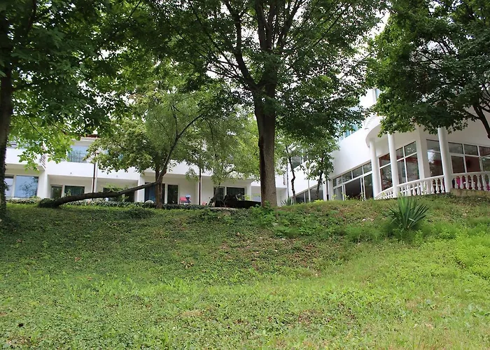 Park Zdravets Hotell 3*